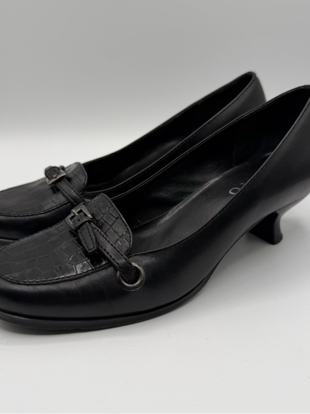 Franco Sarto Black Leather Croc Embossed Loafer Kitten Heel Pumps 6M - Picture 3 of 9